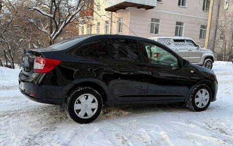 Renault Logan II, 2017 год, 600 000 рублей, 4 фотография