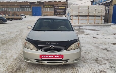 Toyota Camry V40, 2004 год, 1 000 000 рублей, 3 фотография
