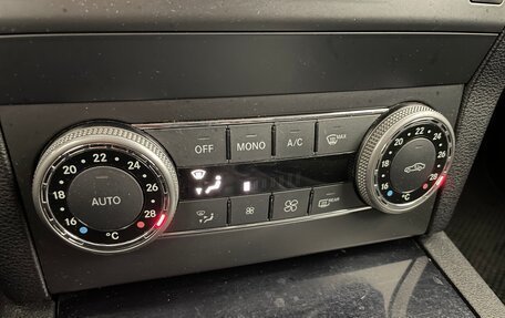 Mercedes-Benz GLK-Класс, 2011 год, 1 499 000 рублей, 16 фотография