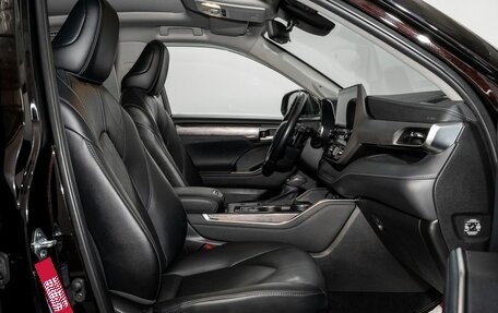 Toyota Highlander, 2020 год, 5 590 000 рублей, 5 фотография