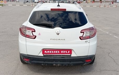 Renault Megane III, 2015 год, 990 000 рублей, 3 фотография
