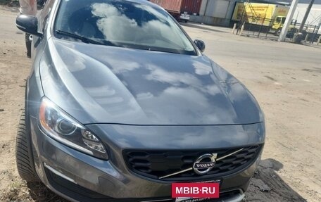 Volvo S60 Cross Country, 2018 год, 3 000 000 рублей, 11 фотография