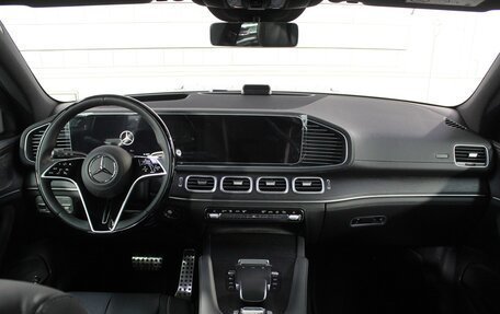 Mercedes-Benz GLS, 2025 год, 18 250 000 рублей, 15 фотография