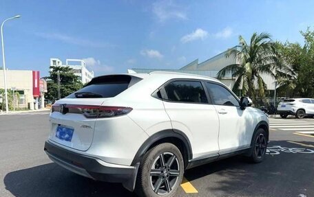 Honda Vezel, 2022 год, 2 245 000 рублей, 3 фотография