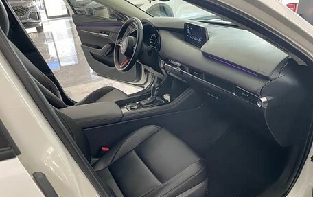 Mazda 3, 2022 год, 1 795 000 рублей, 14 фотография