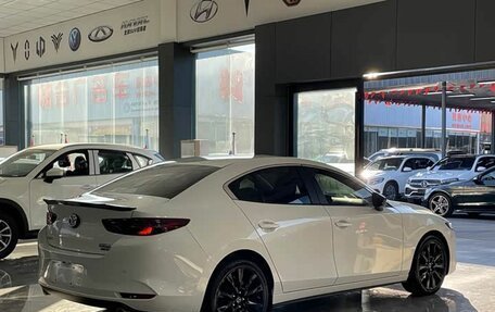 Mazda 3, 2022 год, 1 795 000 рублей, 8 фотография