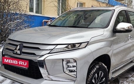 Mitsubishi Montero Sport, 2023 год, 5 499 000 рублей, 14 фотография