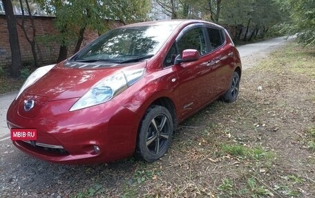 Nissan Leaf I, 2014 год, 690 000 рублей, 2 фотография