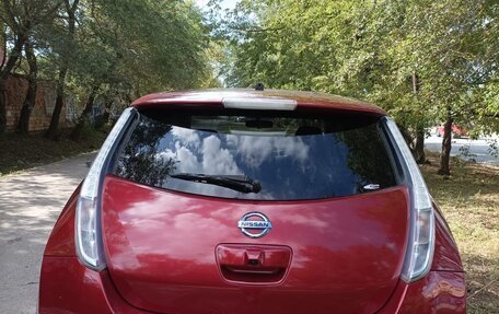 Nissan Leaf I, 2014 год, 690 000 рублей, 3 фотография