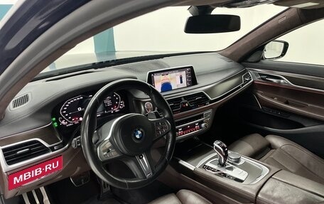 BMW 7 серия, 2019 год, 6 400 000 рублей, 15 фотография