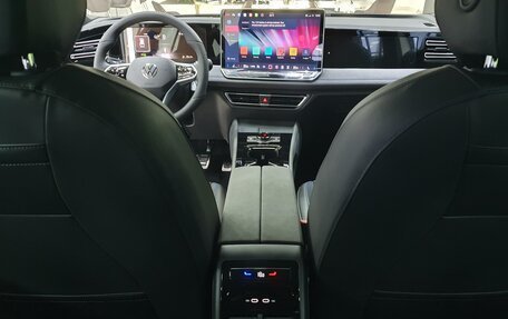 Volkswagen Tiguan, 2025 год, 4 950 000 рублей, 16 фотография