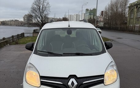 Renault Kangoo II рестайлинг, 2014 год, 920 000 рублей, 3 фотография