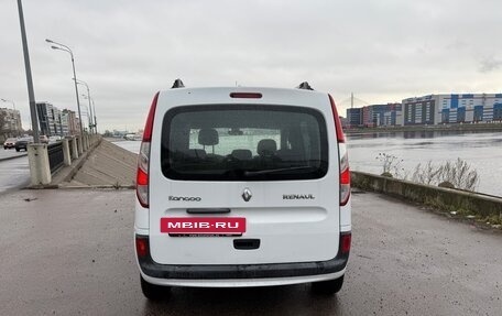 Renault Kangoo II рестайлинг, 2014 год, 920 000 рублей, 5 фотография