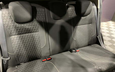 Renault Logan II, 2013 год, 570 000 рублей, 15 фотография