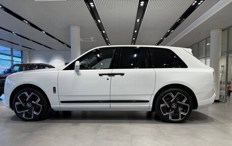 Rolls-Royce Cullinan, 2025 год, 62 000 000 рублей, 5 фотография