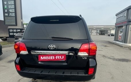Toyota Land Cruiser 200, 2012 год, 3 500 000 рублей, 7 фотография