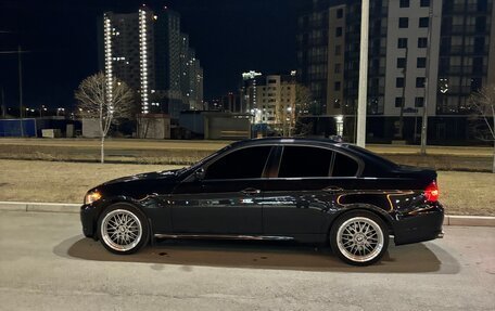 BMW 3 серия, 2010 год, 1 300 000 рублей, 17 фотография