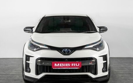 Toyota C-HR I рестайлинг, 2019 год, 2 370 000 рублей, 2 фотография
