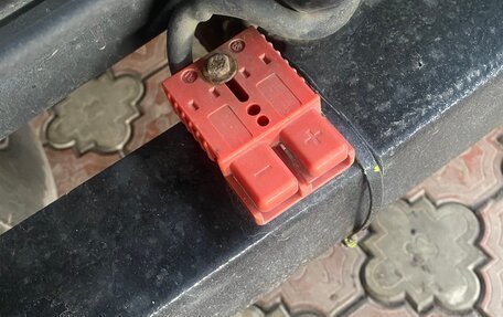 Land Rover Defender I, 2008 год, 2 300 000 рублей, 9 фотография