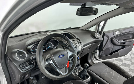 Ford Fiesta, 2015 год, 685 000 рублей, 12 фотография