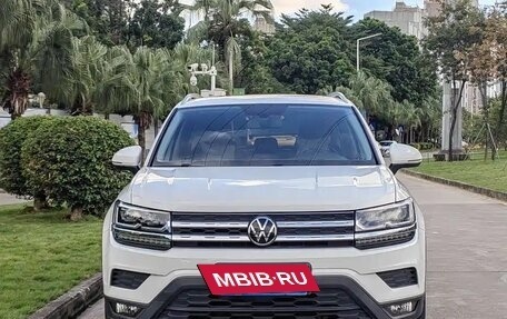 Volkswagen Tharu, 2022 год, 1 660 000 рублей, 2 фотография