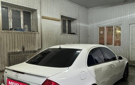 Mercedes-Benz E-Класс, 2005 год, 1 200 000 рублей, 4 фотография