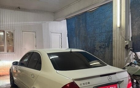 Mercedes-Benz E-Класс, 2005 год, 1 200 000 рублей, 3 фотография