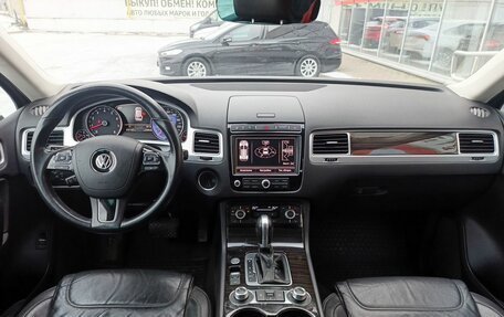 Volkswagen Touareg III, 2017 год, 3 299 000 рублей, 15 фотография