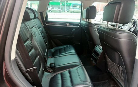 Volkswagen Touareg III, 2017 год, 3 299 000 рублей, 16 фотография