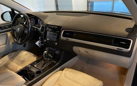 Volkswagen Touareg III, 2012 год, 2 300 000 рублей, 12 фотография
