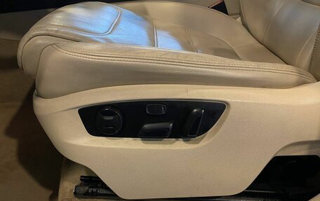 Volkswagen Touareg III, 2012 год, 2 300 000 рублей, 34 фотография