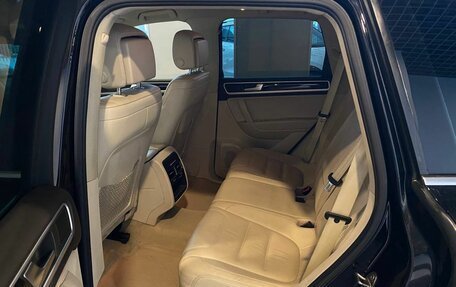 Volkswagen Touareg III, 2012 год, 2 300 000 рублей, 25 фотография