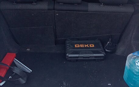 Toyota Allex i рестайлинг, 2003 год, 600 000 рублей, 5 фотография