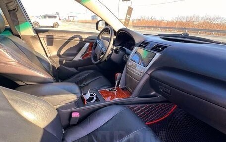 Toyota Camry, 2011 год, 1 400 000 рублей, 6 фотография