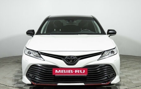 Toyota Camry, 2020 год, 3 249 700 рублей, 2 фотография