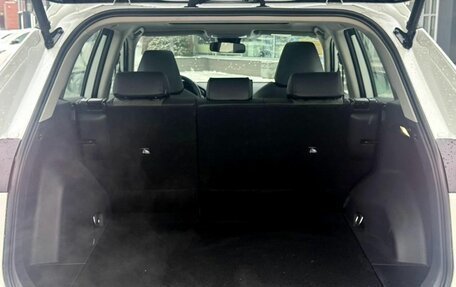 Toyota RAV4, 2025 год, 4 390 000 рублей, 6 фотография