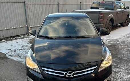 Hyundai Solaris II рестайлинг, 2016 год, 775 000 рублей, 2 фотография