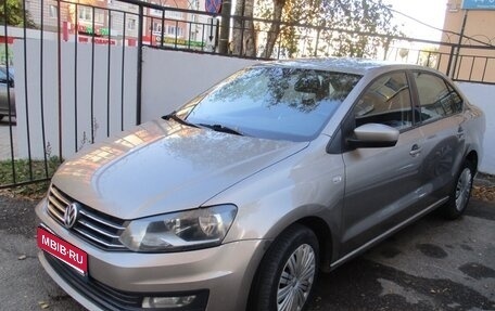 Volkswagen Polo VI (EU Market), 2016 год, 800 000 рублей, 1 фотография