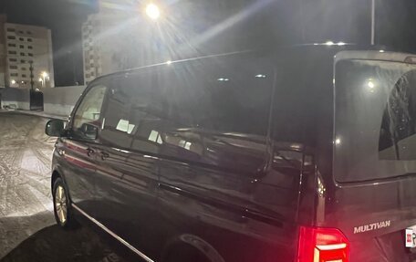 Volkswagen Multivan T6 рестайлинг, 2016 год, 3 500 000 рублей, 4 фотография