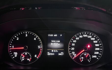 Volkswagen Multivan T6 рестайлинг, 2016 год, 3 500 000 рублей, 12 фотография