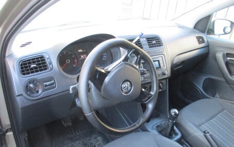 Volkswagen Polo VI (EU Market), 2016 год, 800 000 рублей, 4 фотография