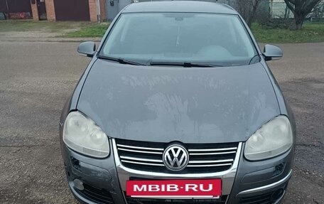 Volkswagen Jetta VI, 2009 год, 400 000 рублей, 2 фотография