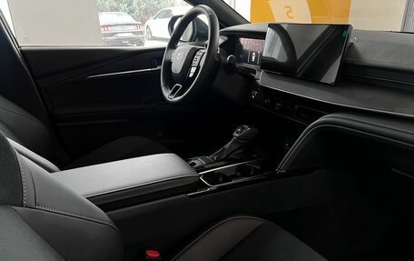 Toyota Camry, 2025 год, 4 000 000 рублей, 8 фотография