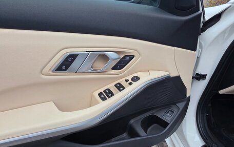 BMW 3 серия, 2021 год, 4 500 000 рублей, 6 фотография