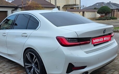 BMW 3 серия, 2021 год, 4 500 000 рублей, 10 фотография