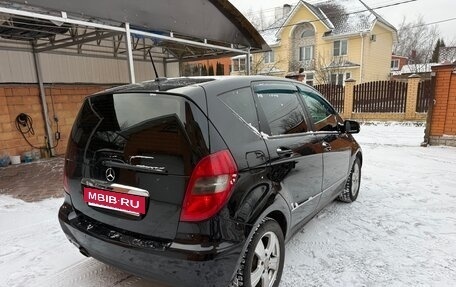 Mercedes-Benz A-Класс, 2010 год, 650 000 рублей, 2 фотография