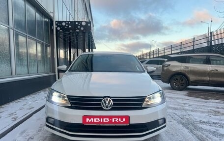 Volkswagen Jetta VI, 2016 год, 800 000 рублей, 1 фотография