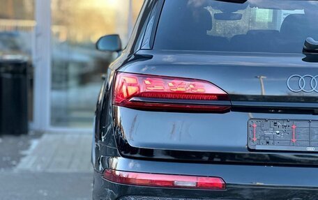 Audi Q7, 2025 год, 15 000 000 рублей, 11 фотография