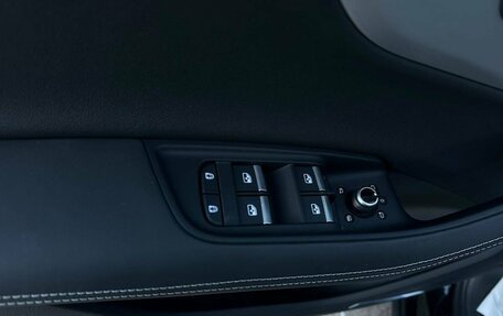 Audi Q7, 2025 год, 15 000 000 рублей, 26 фотография