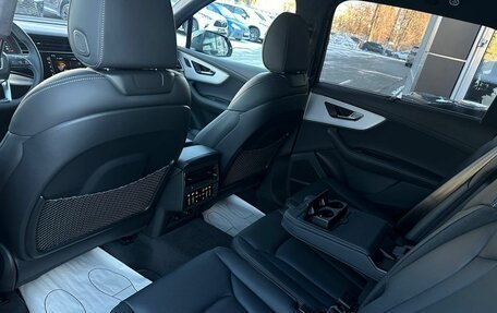 Audi Q7, 2025 год, 15 000 000 рублей, 29 фотография